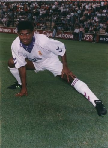 Claudemir Vítor (1993-1994).