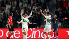 “Supo sacar su calidad con el balón”: Lucas Cepeda deslumbra a la prensa en España