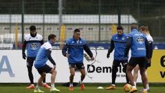 Fay&ccedil;al, Cani, Navarro y Juanfran, durante el entrenamiento del Deportivo de este lunes.