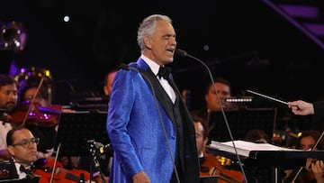 Vina del Mar, 26 de febrero de 2024.
Andrea Bocelli se presenta durante la segunda noche del Festival de Vina 2024.
Aton Chile