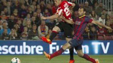 Javier Mascherano con Aduriz.