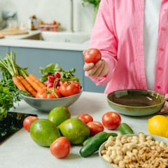 El biólogo Valter Longo señala una práctica que podría “aumentar 20 años de vida”