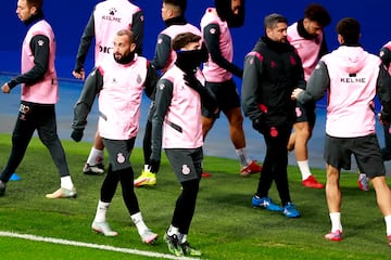 Aleix Vidal y Javi Puado.