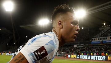 Soccer Football - World Cup - South American Qualifiers - Argentina v Colombia - Estadio Mario Alberto Kempes, Cordoba, Argentina - February 1, 2022 Argentina&#039;s Lautaro Martinez celebrates scoring their first goal REUTERS/Agustin Marcarian