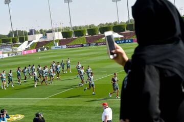 Bayern work out at the Aspire Zone Foundation in Doha, Qatar
