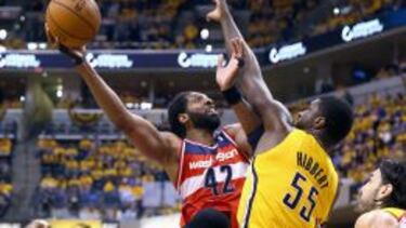 Hibbert intenta detener al ‘wizard’ Nené.