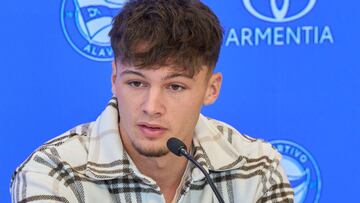 Pau Cabanes el día de su presentación.