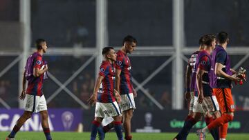 Players of San Lorenzo leave the field at the end of the Copa Sudamericana group stage second leg football match between Argentina's San Lorenzo and Chile's Palestino at the Pedro Bidegain stadium in Buenos Aires on June 8, 2023. (Photo by Alejandro PAGNI / AFP)