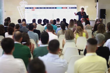 Verifactu llega, pero sin drama