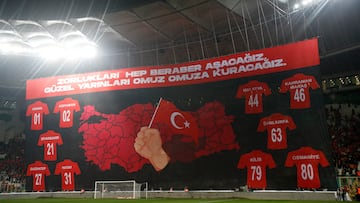 Before the game a huge tifo unfurled by Turkish supporters listed the regions of the country worst-hit by the tragic earthquake.