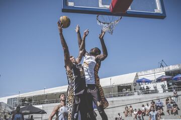 Esta disciplina olímpica ha sido de las últimas en incorporarse al festival de Vigo, pero año tras año va consolidándose y subiendo el nivel. Actualmente está dentro del circuito Fiba3x3 y por lo tanto con viaje del campeón al Challenger de Utrecht. Los ganadores en categoría masculina, con una canasta sobre la bocina fueron Bàsquet Girona 3x3, formado por ex ACB como Javi Vega, Nacho Martín y Alex Llorca, así como Sergi Pino. 