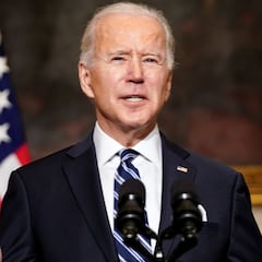 How many extra doses of coronavirus vaccines has Biden ordered?
