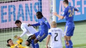 El portero Cassio fue elegido el mejor jugador de la final y del torneo.