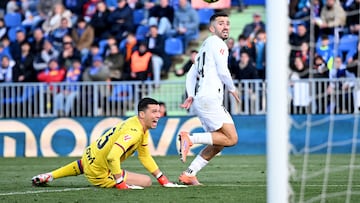 Gayà anota el gol del triunfo valencianista ante el Getafe.