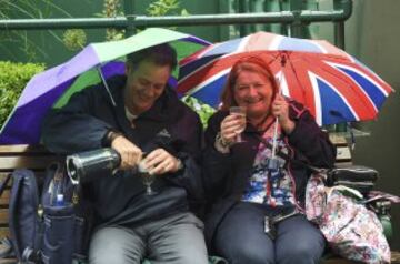 Un día más la lluvia hizo acto de presencia en Wimbledon