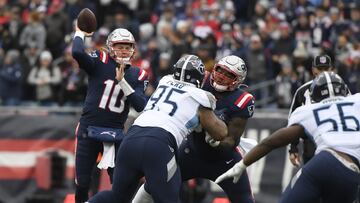The Titans look for redemption after last week&#039;s loss to the Texans as they meet the the Patriots in Foxborough in a game between AFC playoff contenders.