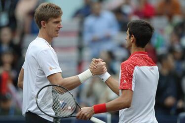Majestic Djokovic marches on to the semis in Shanghai