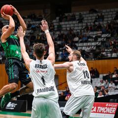 Andrew Andrews se luce en un triunfo cómodo del Joventut
