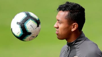 Tapia quiere seguir en Holanda