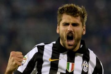 Fernando Llorente aprovechó un perfecto pase de Pirlo para marcar el tercero de la Juventus.