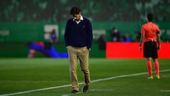 No love lost between Betis fans and under-fire boss Víctor
