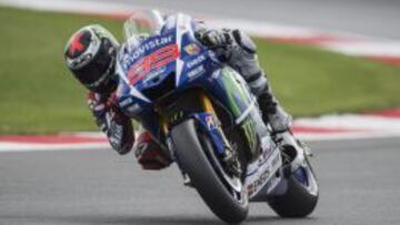 Lorenzo impresiona con la Yamaha en el FP3 de Silverstone