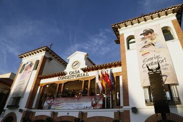 El municipio madrileño rindió un emotivo homenaje a su Hijo Predilecto por toda su exitosa carrera profesional.