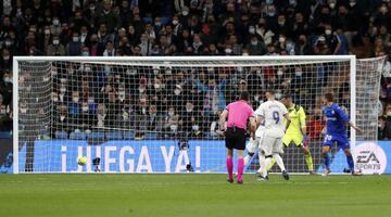 Lucas Vázquez hizo así el 2-0.