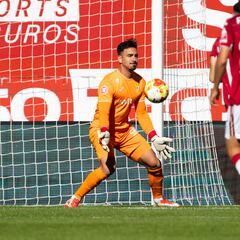 Un Murcia sin ideas pero con Gazzaniga