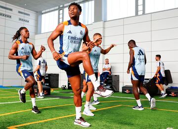 Mbappé entrenando en Valdebebas.