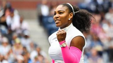 Serena Williams celebra su victoria ante Yaroslava Shvedova que la convierte en la tenista con m&aacute;s victorias en los Grand Slam.