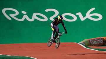 Oquendo y Carlos Ramírez clasifican 14 y 19 en BMX