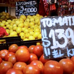 Estas son las frutas y verduras más baratas en Chile hoy: ranking de la Vega Central