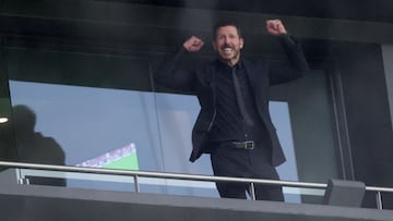 MADRID, SPAIN - OCTOBER 31: Coach Diego Pablo Simeone of Atletico Madrid  during the La Liga Santander  match between Atletico Madrid v Real Betis Sevilla at the Estadio Wanda Metropolitano on October 31, 2021 in Madrid Spain (Photo by David S. Bustamante