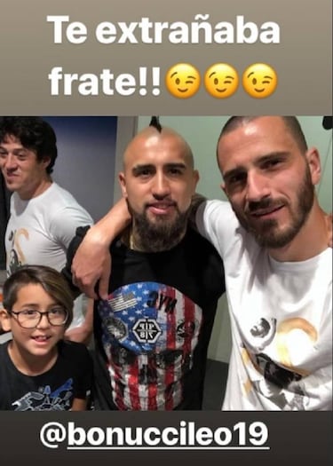 Vidal participa en la despedida de Pirlo con múltiples estrellas