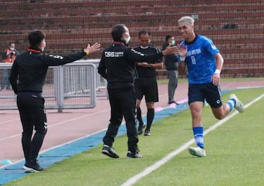 "Hice un golazo y mis compañeros taiwaneses me esquivaron al festejar"