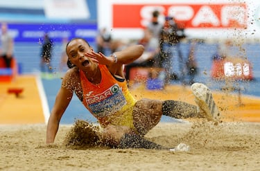 La atleta española del triple salto se impone en los Europeos de Apeldoorm con un salto de 14,37 metros.
