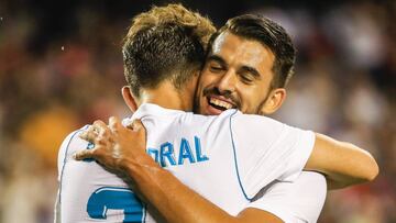 Ceballos y Mayoral celebran un gol.