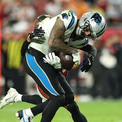 NFL officiating in the spotlight after Panthers-Bucs game turns chaotic