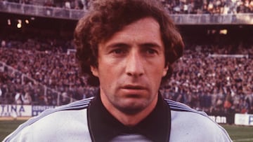 Se ahoga heroicamente
Jesús Castro (1993)