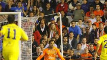 <b>ABRIÓ LA NOCHE. </b>Roberto Soldado siguió con su racha anotadora y ayer marcó dos más, el primero de ellos el que muestra esta foto.