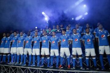 Millonarios presentó su nueva camiseta y su plantilla para este 2017