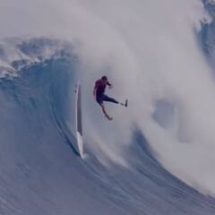Ni una amputación impide a Evan Strong enfrentarse a las olas gigantes de Jaws