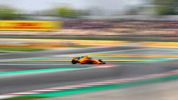 MONTMELO, SPAIN - MAY 12: Fernando Alonso of Spain driving the (14) McLaren F1 Team MCL33 Renault on track during qualifying for the Spanish Formula One Grand Prix at Circuit de Catalunya on May 12, 2018 in Montmelo, Spain. (Photo by Dan Istitene/Getty Images)