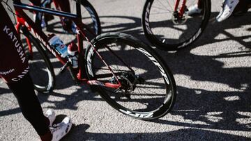 Frenos de disco en las nuevas bicicletas del Katusha.