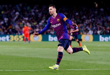 Messi anotó el 0-1 de falta.