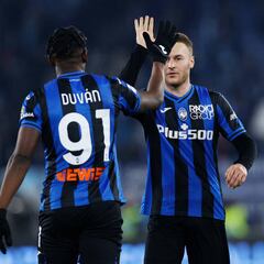 Duván Zapata juega ocho minutos en victoria de Atalanta
