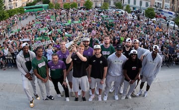 El Unicaja de M¨¢laga celebra su segundo t¨ªtulo de la BCL (Basketball Champions League) en La Parroquia, Bas¨ªlica y Real Santuario de Santa Mar¨ªa de la Victoria y de la Merced.