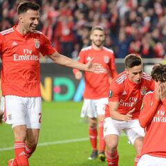 Joao Félix marca en la victoria de un Benfica que sigue líder