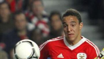Rodrigo, con el Benfica.